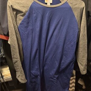 LuLaRoe Blue and Gray Raglan Sleeve Shirt